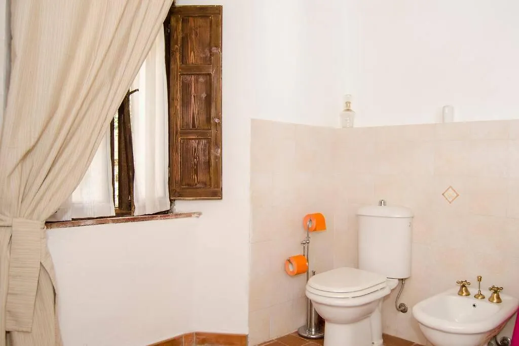 The Real Tuscany Casabasciana 0*,  Italy